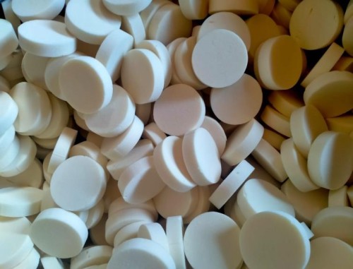 Zatyczki PIR do kołków fasadowych